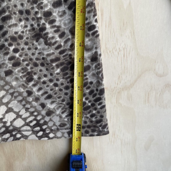 Calvin Klein Performance Pullover Womens Medium Brown Animal Print Hooded Top - Picture 7 of 9